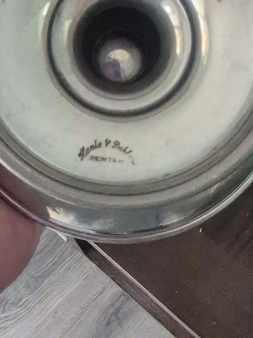 Hanke & Dahl round pewter